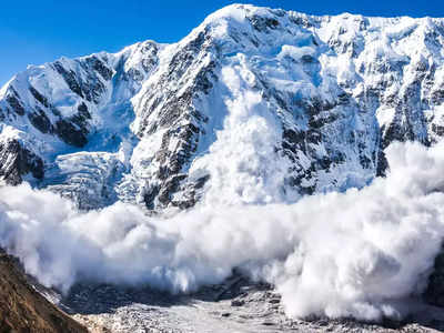 उत्तरकाशी में बर्फ के तूफान में फंसे 29 पर्वतारोही, सेना ने शुरू किया रेस्क्यू ऑपरेशन