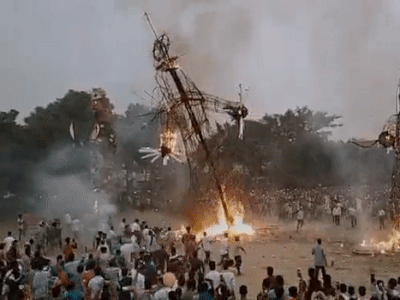 धू-धूकर जलता रावण का पुतला लोगों पर गिरा, कई जख्‍मी, हर‍ियाणा के यमुनानगर में बड़ा हादसा