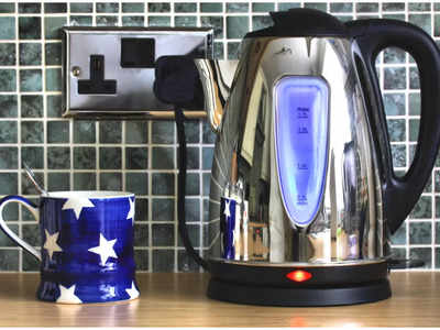 पानी गर्म करनी हो या झटपट बनानी हो चाय, कॉफी, अपने बजट में यहां से खरीदें ब्रांडेड Electric Kettle