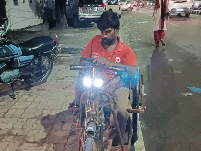 Lucknow delivery boy story