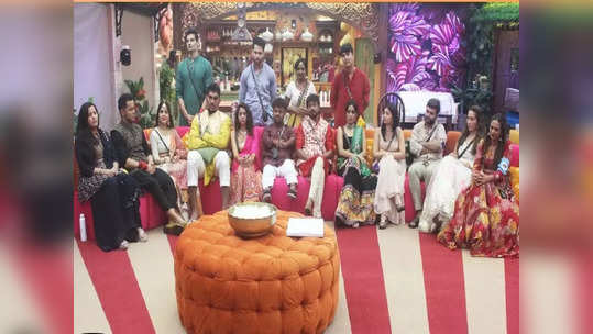 Bigg Boss Marathi 4: गरबा झाला, पैशांचा पाऊसही पडला... कोणाला मिळाला पहिल्या कॅप्टनपदाचा मान?