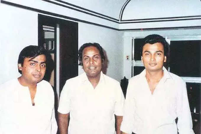 dhirubhai with mukesh and anil