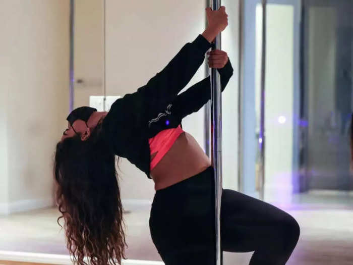 pole-dancing-saudi-arabia (1)