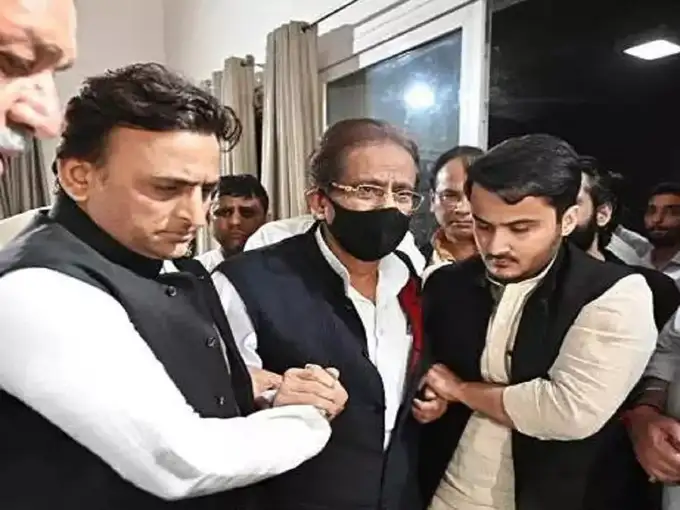 आजम खान और मुलायम सिंह यादव की दोस्ती चार दशकों से ज्यादा समय तक चली