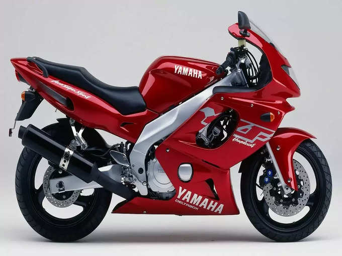 MS Dhoni Yamaha Thundercat