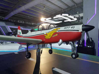Defence Expo 2022: HTT- 40 ट्रेनर एयरक्राफ्ट की शानदार खूबियां, सबसे बड़े डिफेंस एक्सपो का उद्घाटन करेंगे पीएम मोदी 
