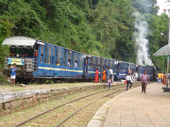 This is the slowest train in India, it completes the journey of 46 km ...