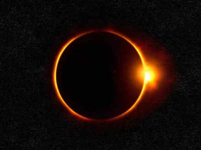 Solar Eclipse Live Photo 2022: भारतात सूर्यग्रहणाला सुरुवात, कुठे आणि कसे दिसते आहे यावर्षाचे ग्रहण पाहा 