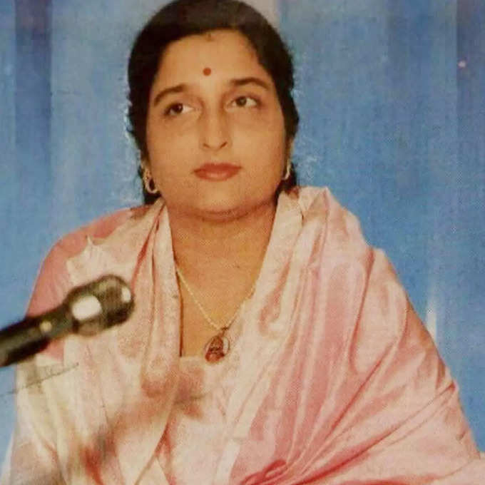 anuradha paudwal singer