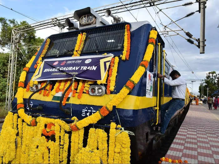 bharat gaurav train