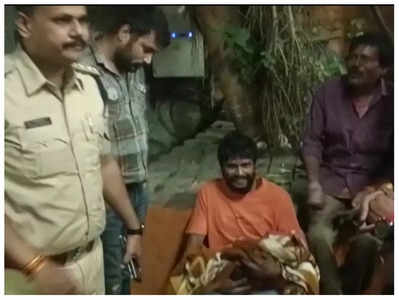 MP : इंदौर में निर्दयी मां की करतूत, कपड़े में लपेटकर 15 दिन के मासूम को मंदिर में छोड़ा 