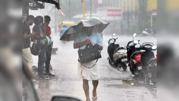 heavy rain in kerala yellow orange alerts in districts