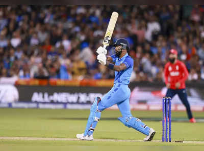 India vs England: इंग्लैंड के खिलाफ पांड्या की हार्दिक पारी, 33 गेदों पर लगाए 63 रन, देखें तस्वीरें 