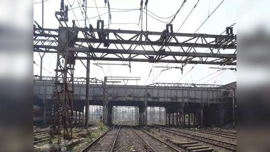 मोठी बातमी, मध्य रेल्वे २७ तासांचा जम्बो ब्लॉक घेणार, ३६ एक्स्प्रेस रद्द, जाणून घ्या कारण