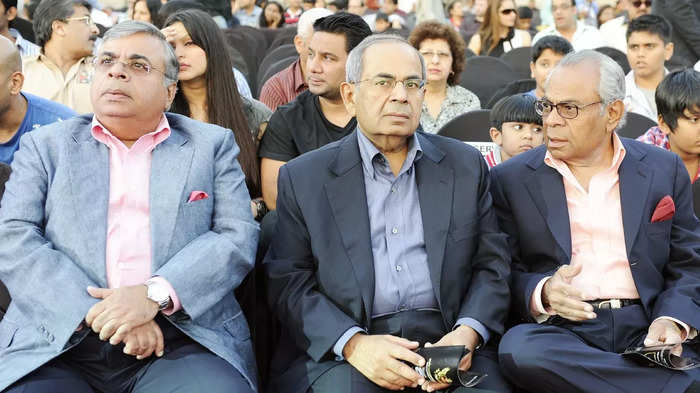 November deadline to split $14 billion Hinduja empire