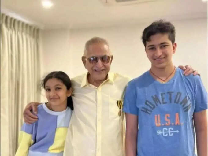 Mahesh Babu's Daughter's Post Goes Viral After the Death of My Super Hero Grandfather | Hits Times 95576083 | Hits Times
