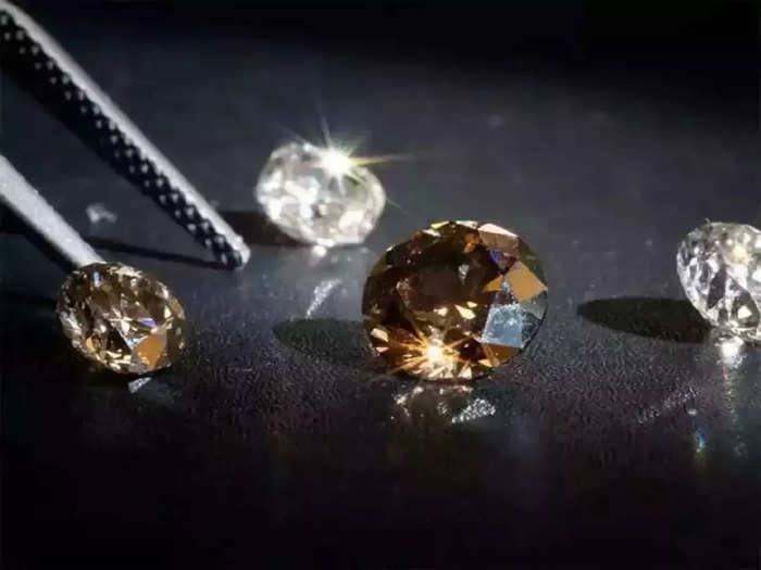 Global economic slowdown hits Indian diamond trade; Despite Christmas being near