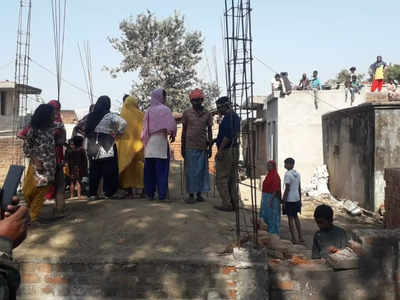 Jharkhand Crime: जमीन विवाद को लेकर रणक्षेत्र बना हंसडीहा बाजार, चतरा में हथियार के साथ दो गिरफ्तार
