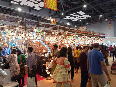 Trade Fair: इंटरनैशनल ट्रेड फेयर में उमड़ी दिल्लीवालों की भीड़, देखें किन आइटमों का है मेले में क्रेज