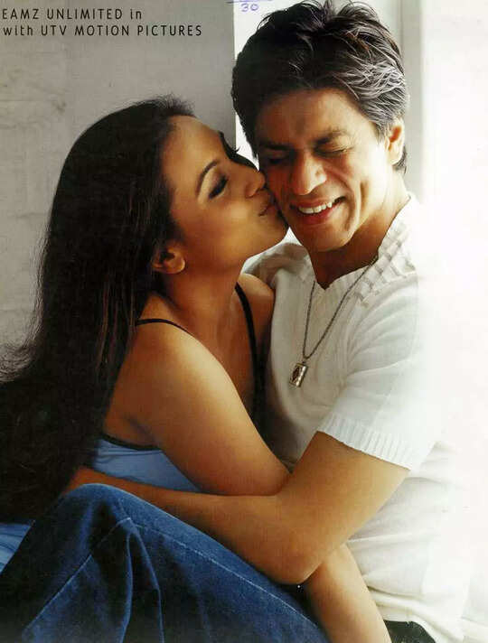 Romantic Movies: क्या आप भी अपने गर्लफ्रेंड या बॉयफ्रेंड से तंग आ चुके हैं? साथ बैठकर देख डालिए ये 10 फिल्में
