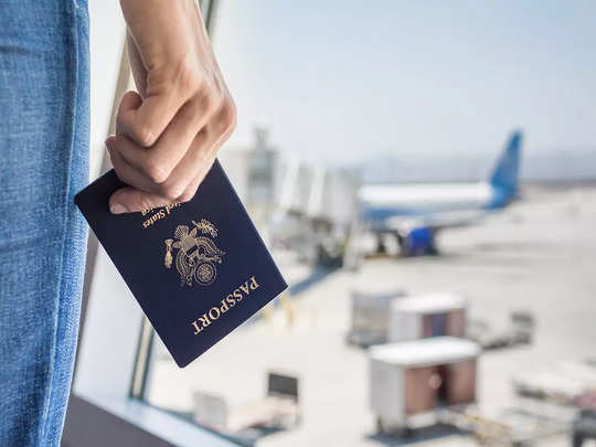 पत्नी से लेकर बच्चों तक के Passport पर लगवा दें ‘सरनेम’, सिंगल नाम वालों को ये देश नहीं देगा घूमने की अनुमति