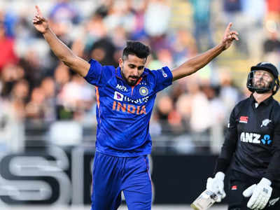 IND vs NZ: डेब्यू मैच में उमरान ने अपनी रफ्तार से बरपाया कहर, कांप गए न्यूजीलैंड के बल्लेबाज