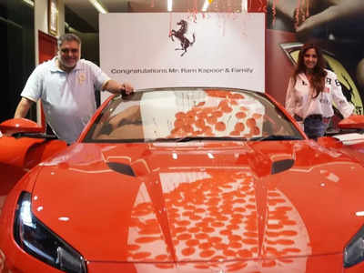 Ram Kapoor Car: राम कपूर ने खरीदी लाल रंग की फरारी कार, इस लग्जरी गाड़ी की कीमत भी जान लीजिए 