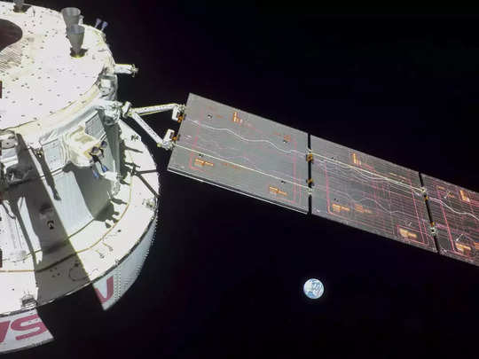 नासा का ओरियन कैप्सूल चांद की कक्षा में पहुंचा, 11 दिसंबर को वापस लौटेगा धरती पर