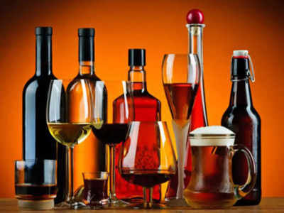 सस्ती दारू के बजाय महंगी शराब ज्यादा पी रहे हैं लोग, दिसंबर तक टूट सकते हैं बिक्री के सारे रेकॉर्ड