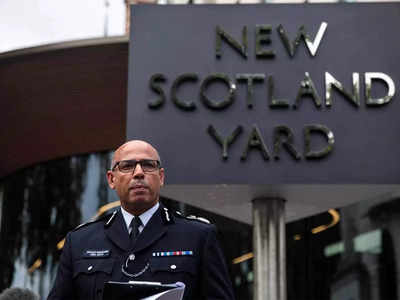 ब्रिटेन में भारतीय मूल के पुलिस चीफ का रिटायरमेंट पर छलका दर्द, नस्लीय हमलों को किया याद
