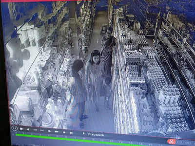 भारत की महिला क्रिकेटर ने की मारपीट, सुपरमार्केट के CCTV में कैद हुआ पूरा कांड
