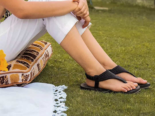 Sandals For Women हैं वेस्टर्न और ट्रेडिशनल ड्रेस के लिए परफेक्ट, दिनभर रहेंगी कंफर्टेबल 