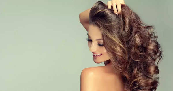 Hair Growth Tips: सुंदर घने बालों के लिए आंवला, रीठा और शिकाकाई को ऐसे करें यूज