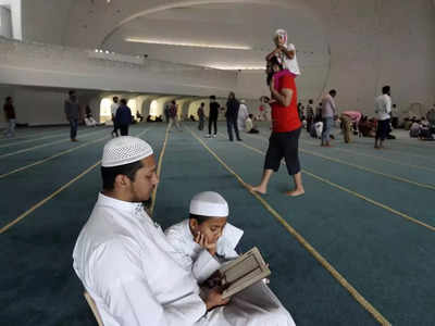 फीफा वर्ल्ड कप को भुनाने में जुटा कतर, फुटबॉल फैंस के बीच इस्लाम को दे रहा बढ़ावा