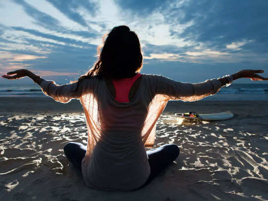 Shaking Meditation: ഒരു 15 മിനിറ്റ് ശരീരം കുലുക്കി നോക്കൂ...