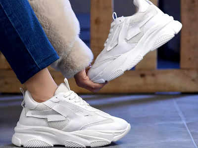 Womens Footwear Up to 80% off : इन Women Sneakers को पहनकर पाएं अच्छा स्टाइल, पैरों को मिलेगा बेहतर कंफर्ट