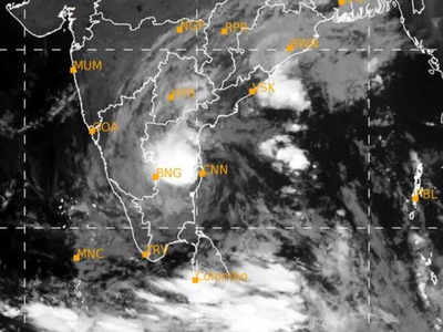 Cyclone Mandous - ಕರ್ನಾಟಕದತ್ತ ಮಂಡೋಸ್ ಚಂಡಮಾರುತ ಹೆಜ್ಜೆ; ಬೆಂಗಳೂರಿನಲ್ಲಿ ಜಿಟಿಜಿಟಿ ಮಳೆ