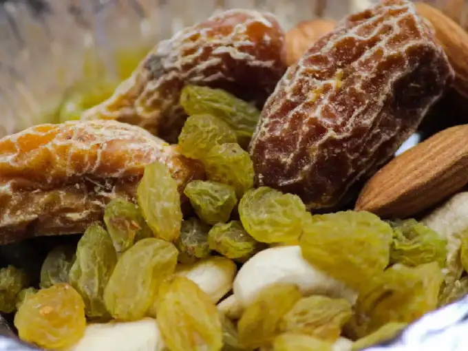 Green raisins are destroyer of LDL, boon for men and women