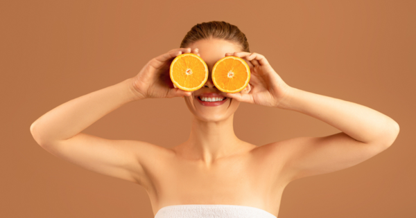 Benefits Of Orange For Skin: आपकी त्वचा को ये 6 फायदे देता है रसीला संतरा, जानिए इस्तेमाल का तरीका
