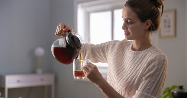 Types Of Tea: अपनों की तरह सेहत का ख्‍याल रखती हैं ये 6 चाय, बीमारियां भागती हैं दूर