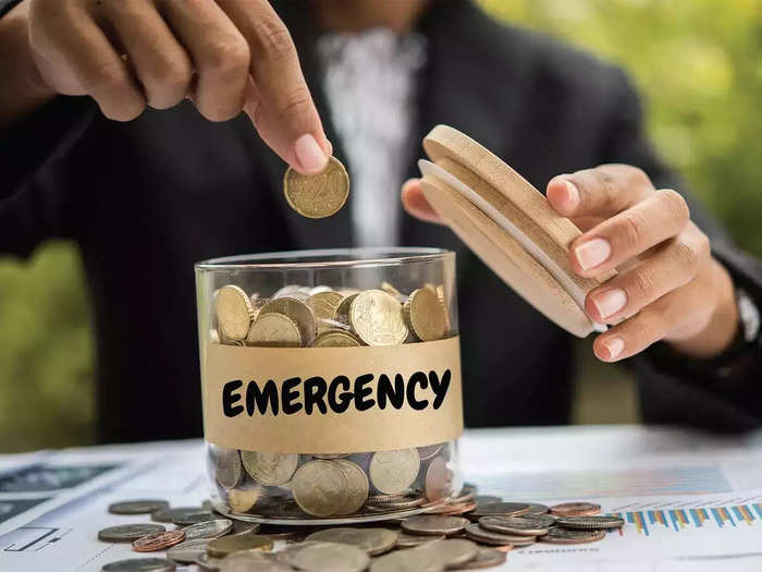 3 tips to manage your emergency fund