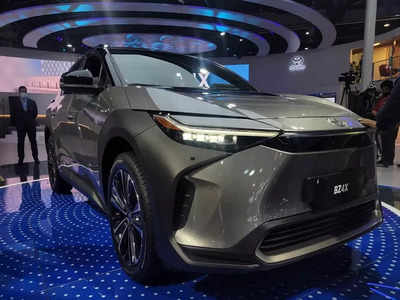 Auto Expo 2023 में Toyota bZ4X कॉम्पैक्ट एसयूवी का कॉन्सेप्ट मॉडल अनवील, देखें खास बातें 