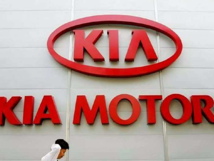 KIA:ரூ.2000 கோடி இந்திய சந்தையில் முதலீடு செய்யும் கியா... கார் பிரியர்களுக்கு கிடைக்கப்போகும் சூப்பர் சான்ஸ்!