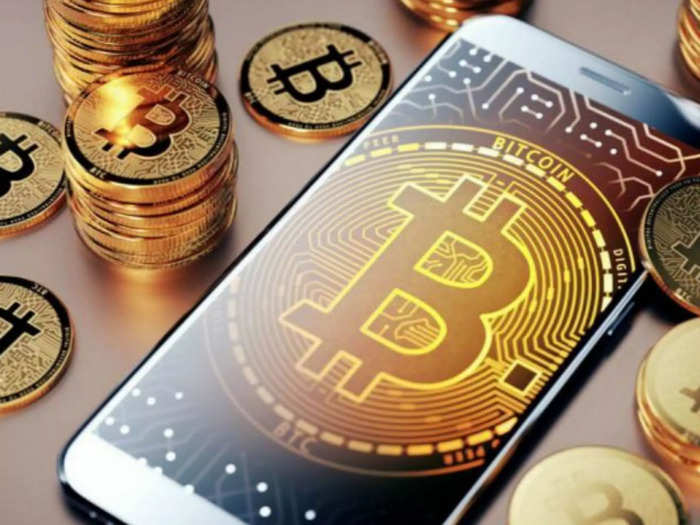 Cryptomarket: லேசான சரிவில் கிரிப்டோமார்க்கெட்.. கிரீன் சிக்னலில் பிட்காயின், எதிரியம்!