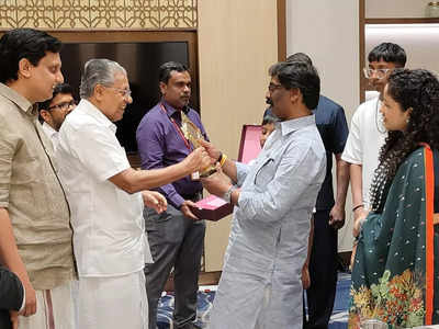 Jharkhand Top 5 News: केरल के सीएम से मिले हेमंत सोरेन, निलंबित कांग्रेस एमएलए राजेश कच्छप नहीं पहुंचे ईडी ऑफिस 