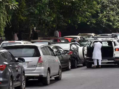 Mumbai Parking: प्राइवेट सोसायटियों में बाहरी गाड़ियों के पार्किंग की मिलेगी सुविधा, बीएमसी का नया प्लान, जानिए
