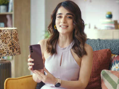 नव्या Galaxy A14 5G स्मार्टफोनबद्दल Radhika Madan ने दर्शवली सहमती, Samsung च्या या 5G smartphone संबंधी सविस्तर जाणून घ्या