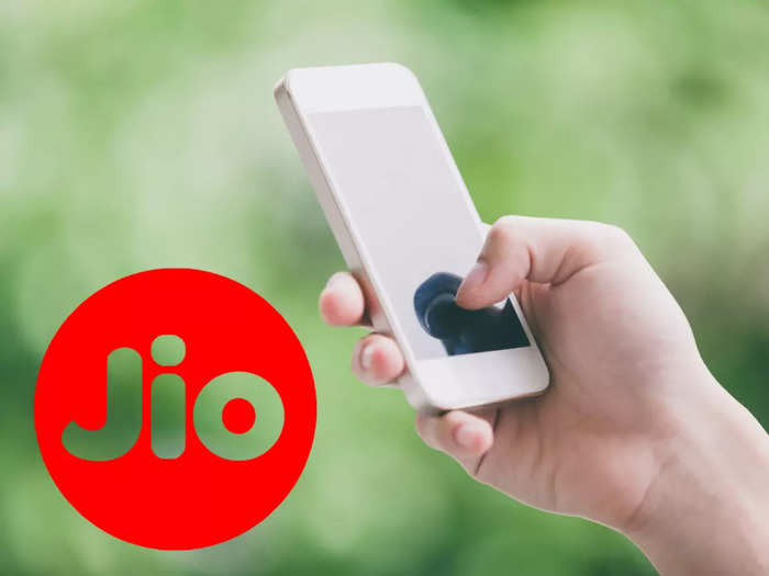 jio plans give more than 2gb data everyday