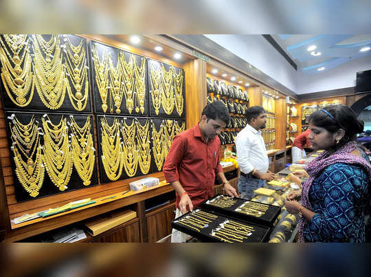 ಮೂರೇ ತಿಂಗಳಲ್ಲಿ ₹6,000 ಏರಿಕೆ, ₹57,000 ದಾಟಿದ ಚಿನ್ನದ ದರ 