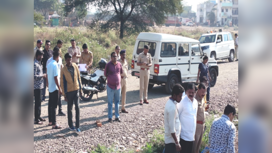 नोकरी देणाऱ्या कंत्राटदाराने आधी मागितली लिफ्ट नंतर दारूसाठी पैसै; त्यानंतर घडली भयानक घटना